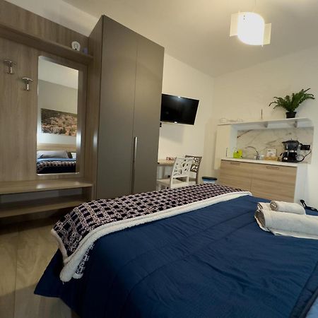 B&B Alba Chiara Паола Екстериор снимка