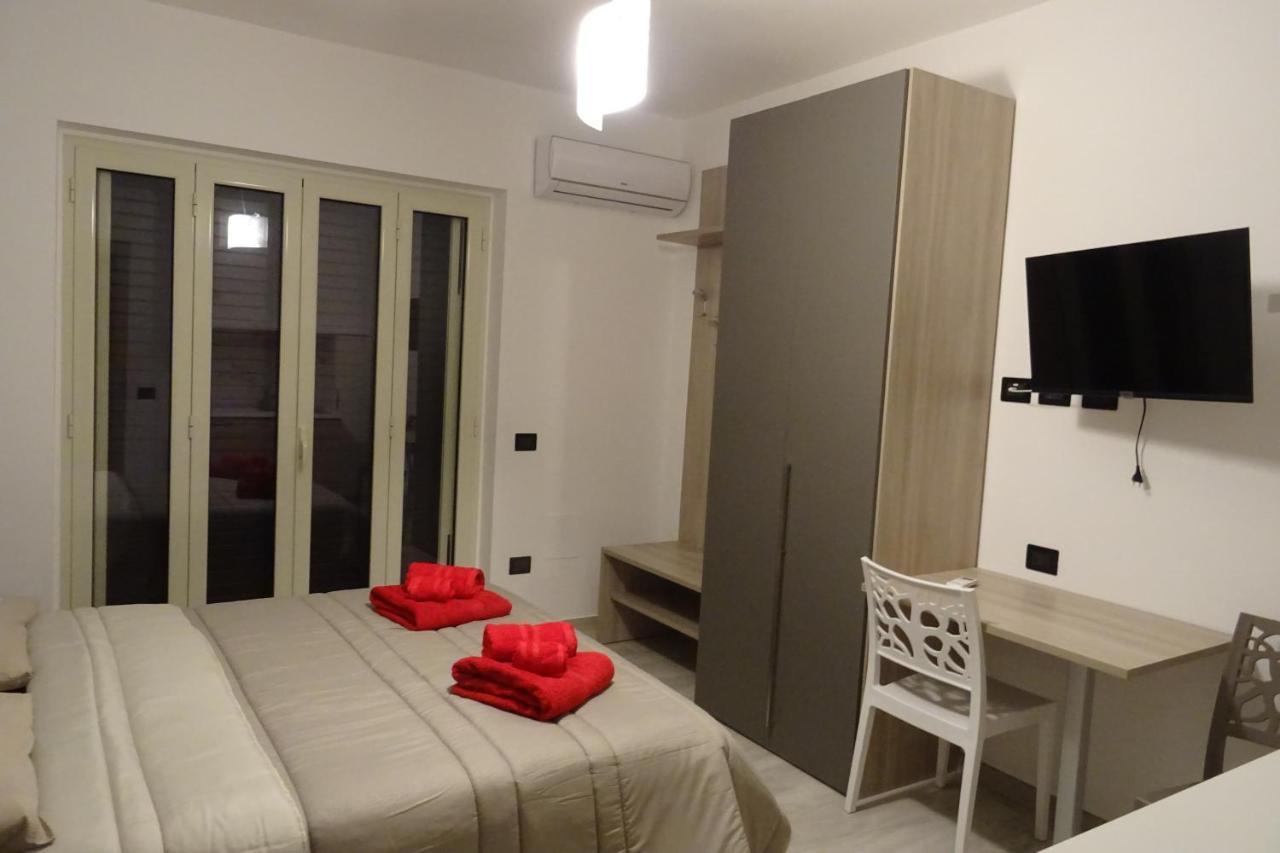 B&B Alba Chiara Паола Екстериор снимка